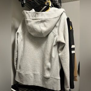 Lulu lemon grey zip up hoodie with thumb holes